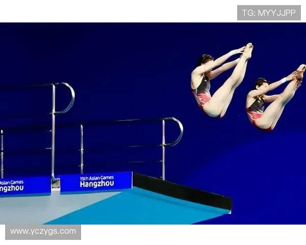 跳水运动的魅力与挑战:从技术难度到心理素质的全方位解析 跳水运动的魅力与挑战:从技术难度到心理素质的全方位解析