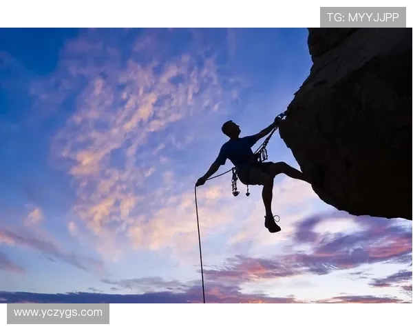 攀岩精神与团队协作:深入探讨上海攀岩队的意识形态与发展路径 攀岩精神与团队协作:深入探讨上海攀岩队的意识形态与发展路径