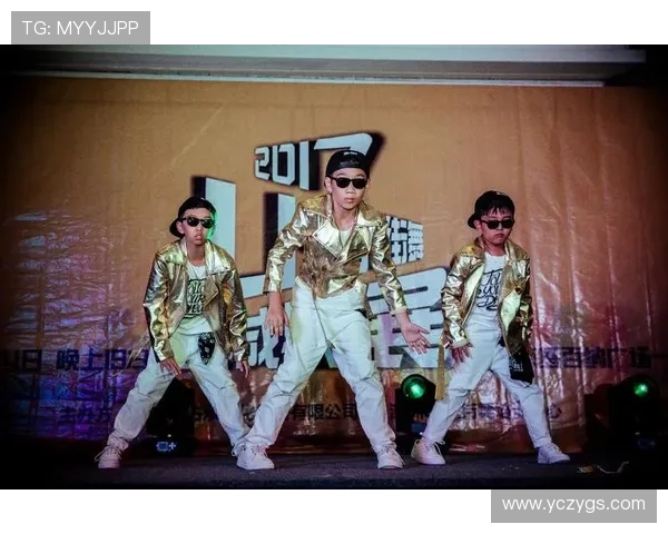 深圳街舞队技术深度解析:舞动城市节拍与风格碰撞的艺术之旅 深圳街舞队技术深度解析:舞动城市节拍与风格碰撞的艺术之旅